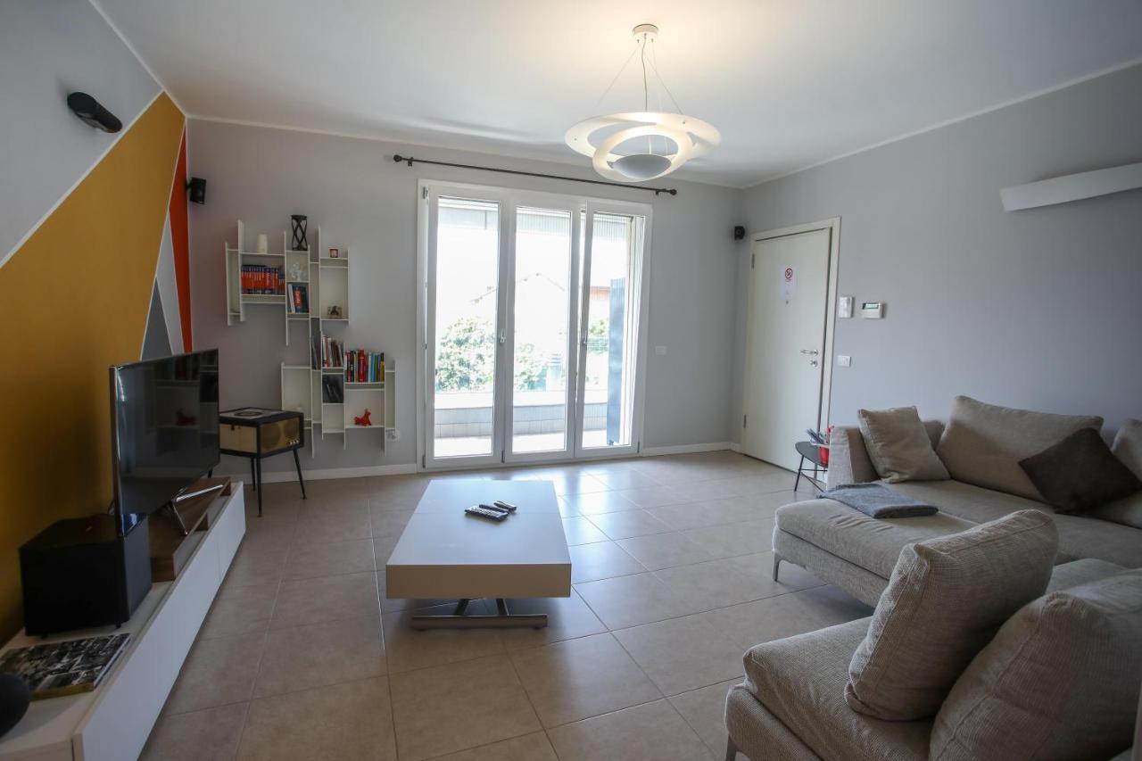 Maison Emozioni Limbiate Esterno foto